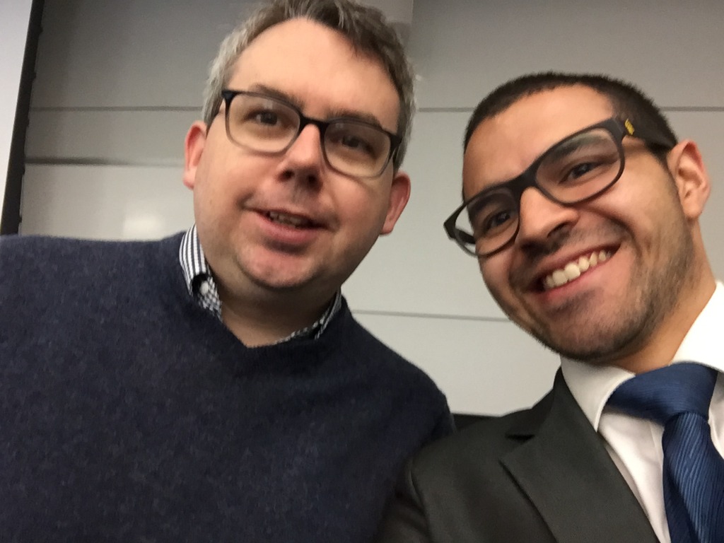 Con Matthew McGregor